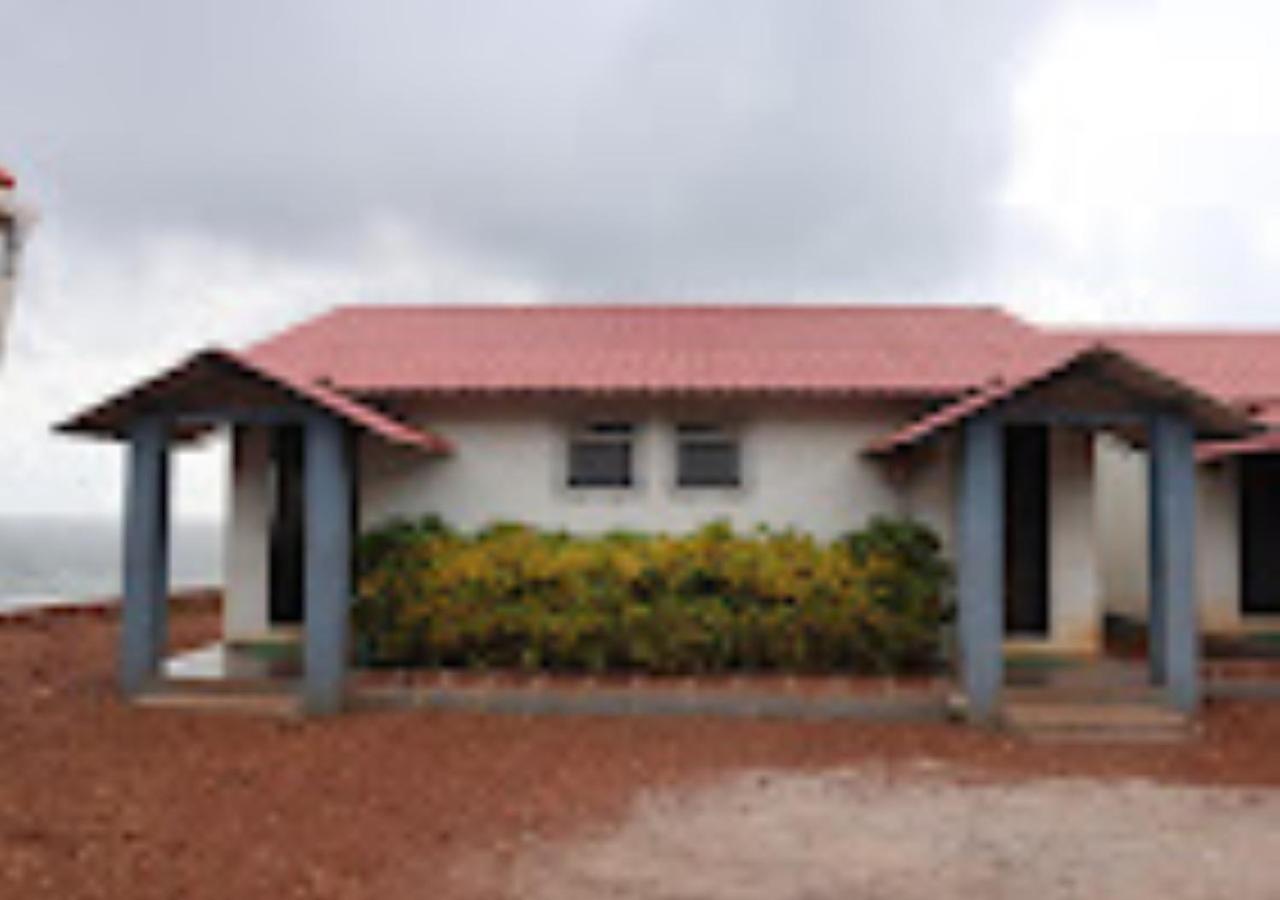 Sea King Beach Resort Ganpatipule Exteriör bild
