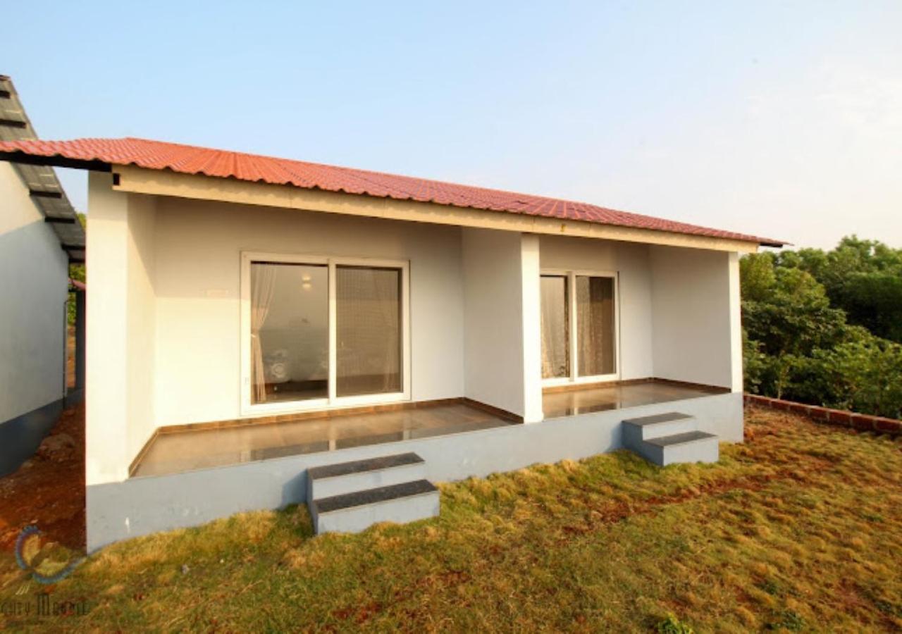 Sea King Beach Resort Ganpatipule Exteriör bild