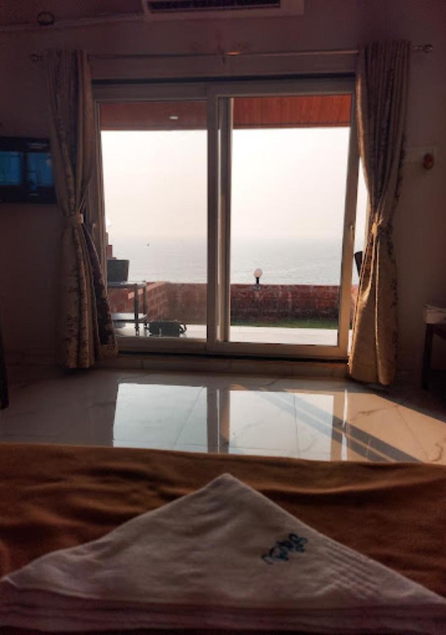 Sea King Beach Resort Ganpatipule Exteriör bild