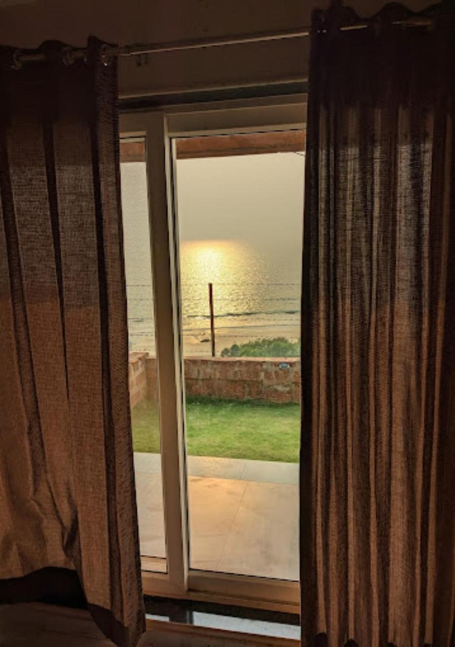 Sea King Beach Resort Ganpatipule Exteriör bild