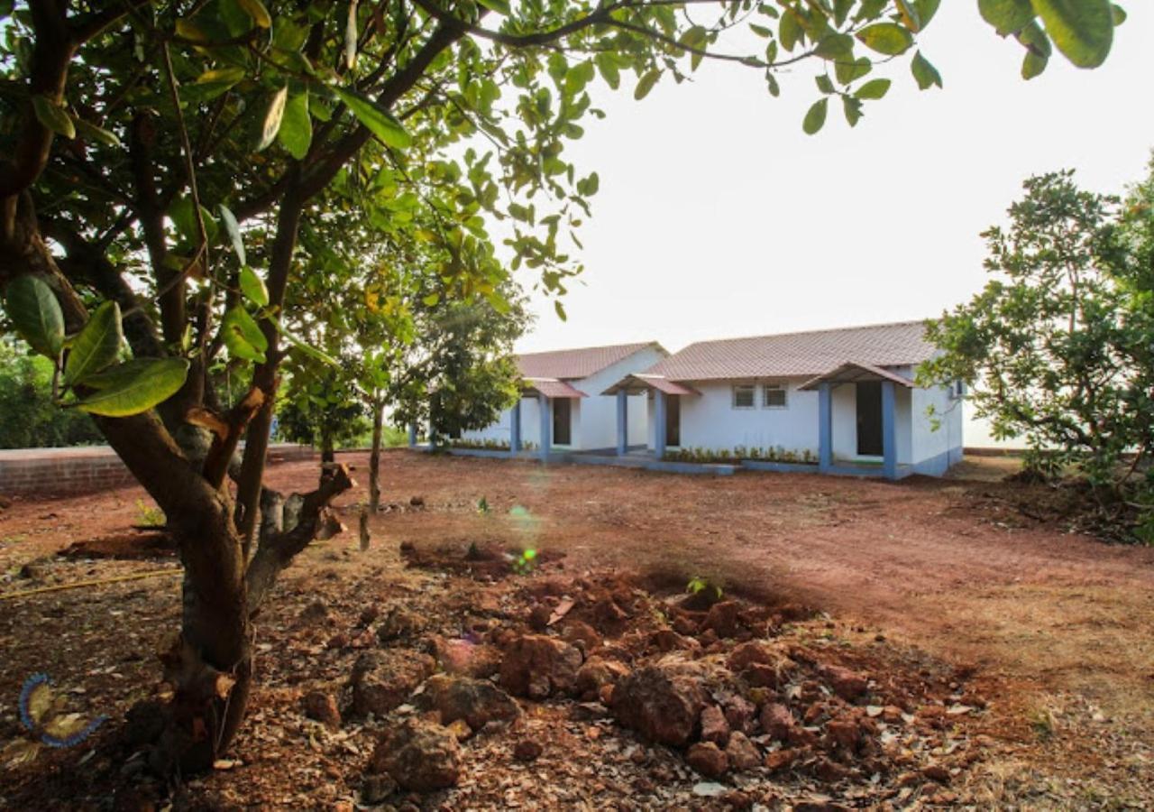 Sea King Beach Resort Ganpatipule Exteriör bild